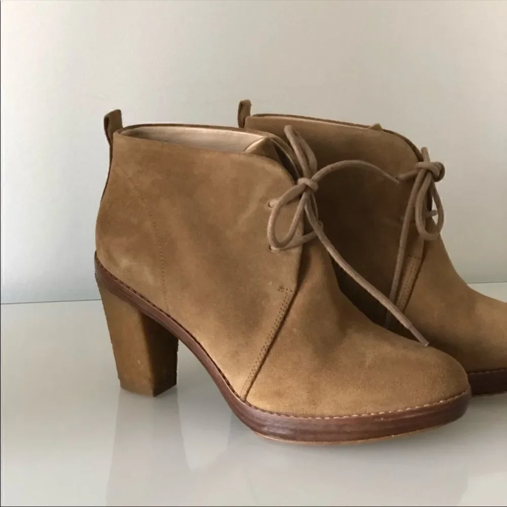 NWOT KORS Michael Kors Booties